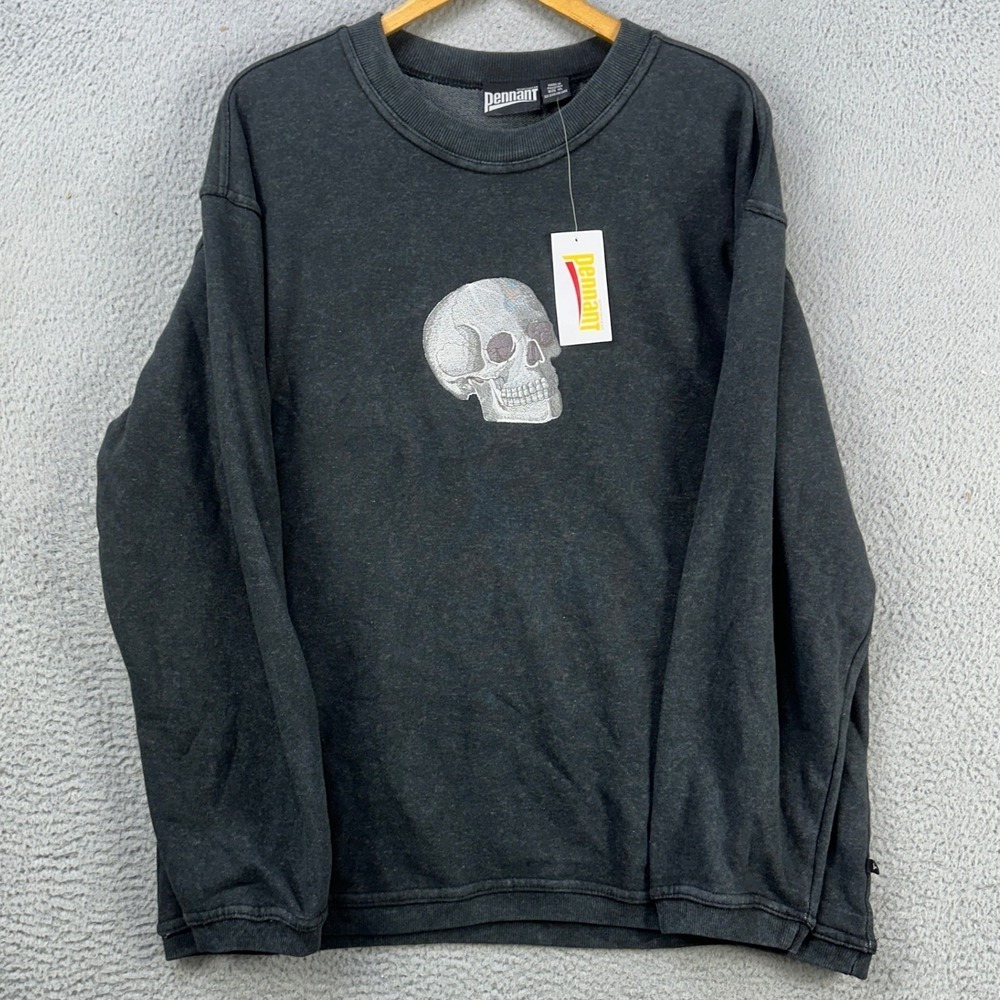 Pennant T-Shirt Long Sleeve Tee Mens XL Black Skull Graphic Crewneck Outdoor NEW